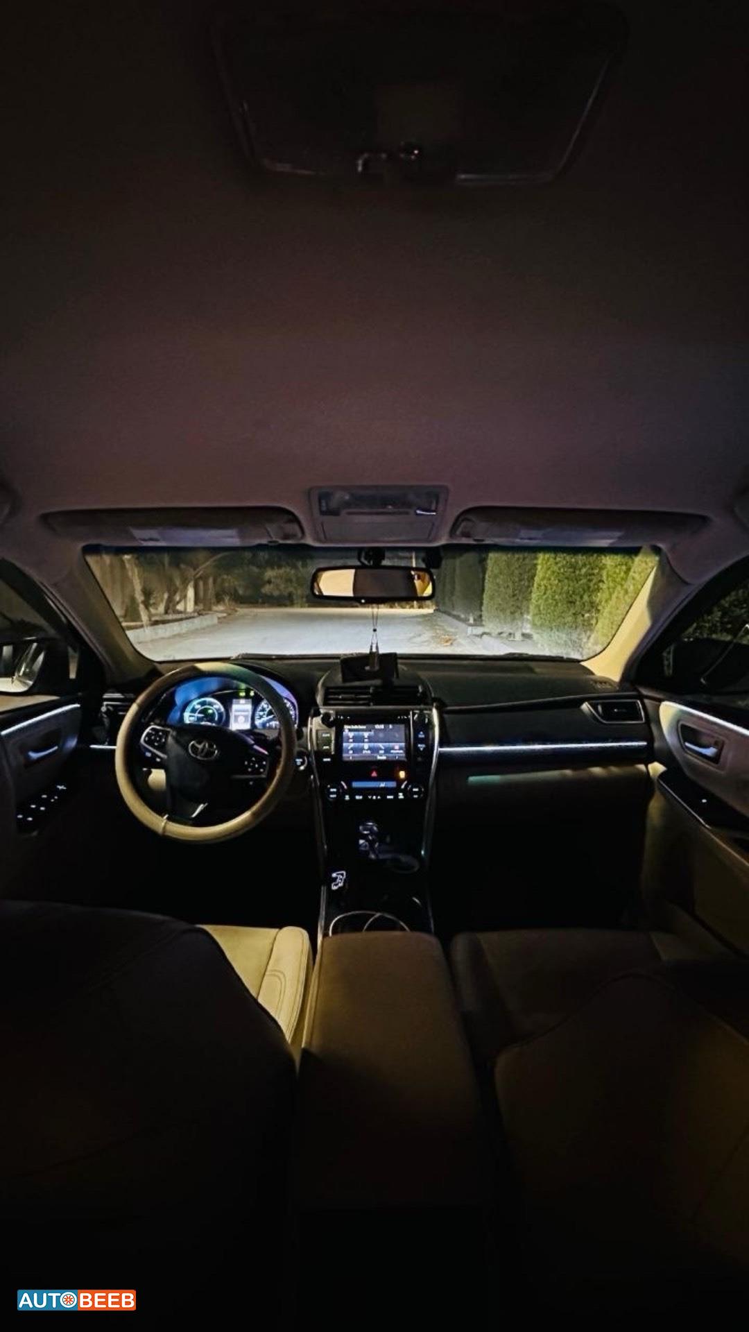 Toyota Camry 2016