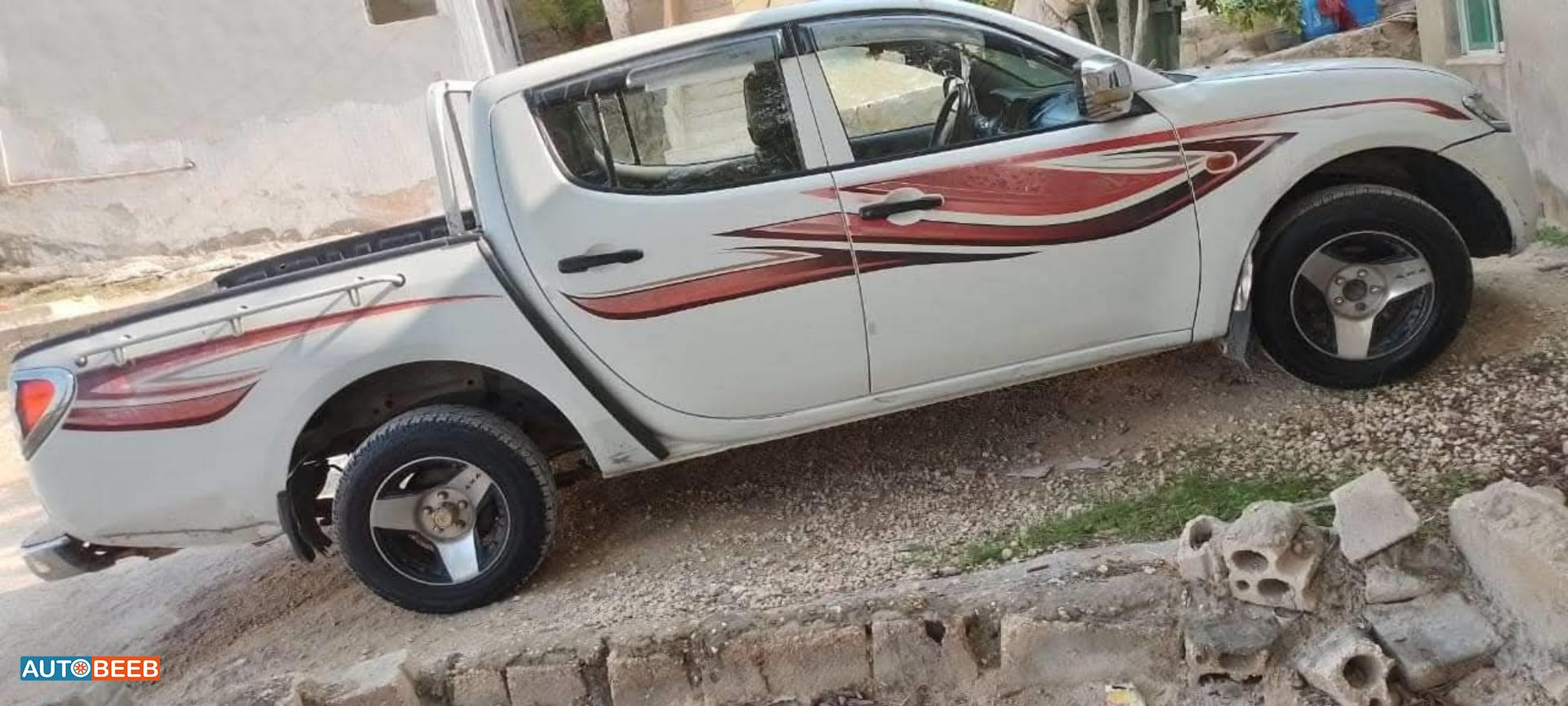 Mitsubishi L200 2009