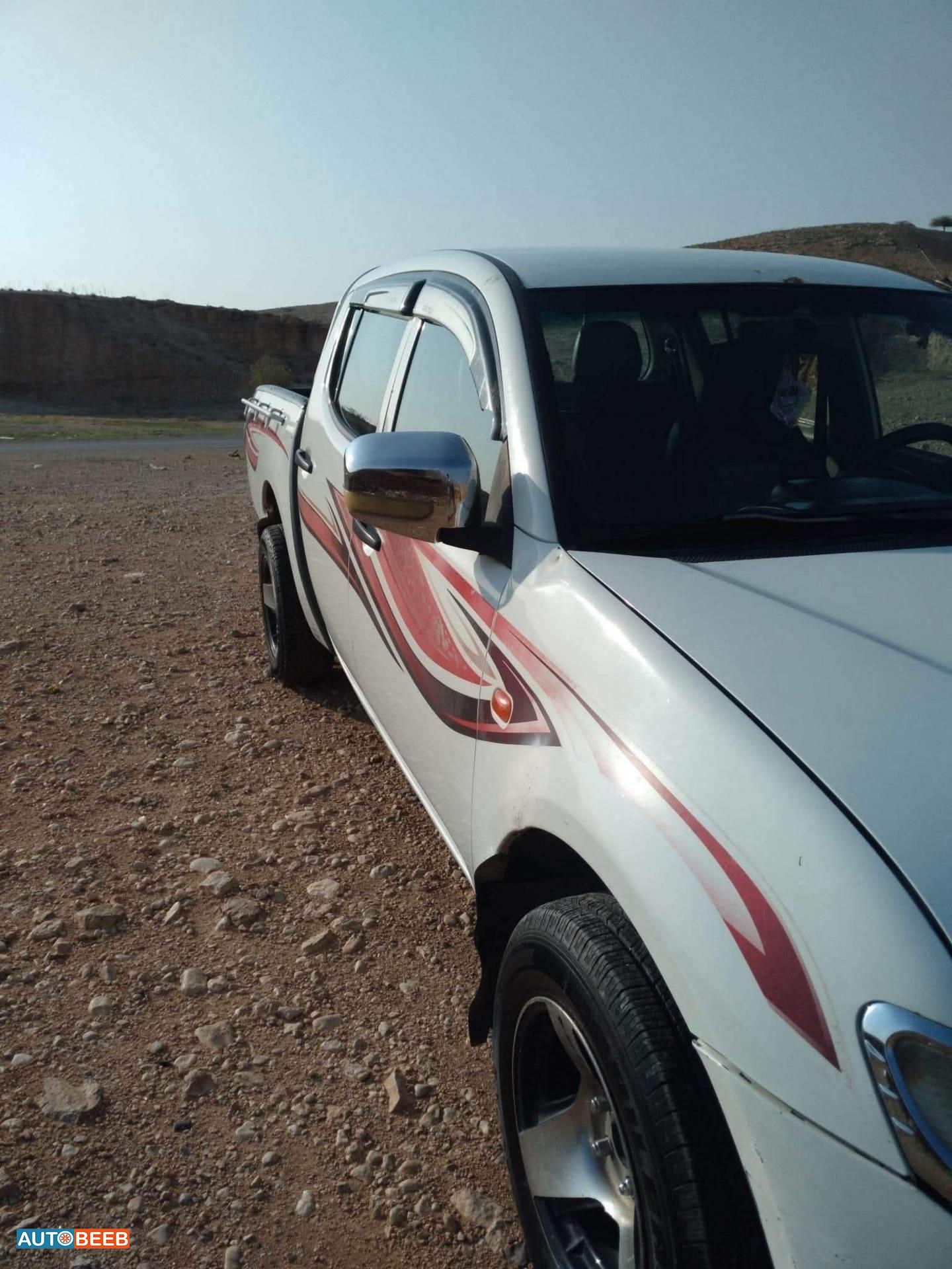 Mitsubishi L200 2009