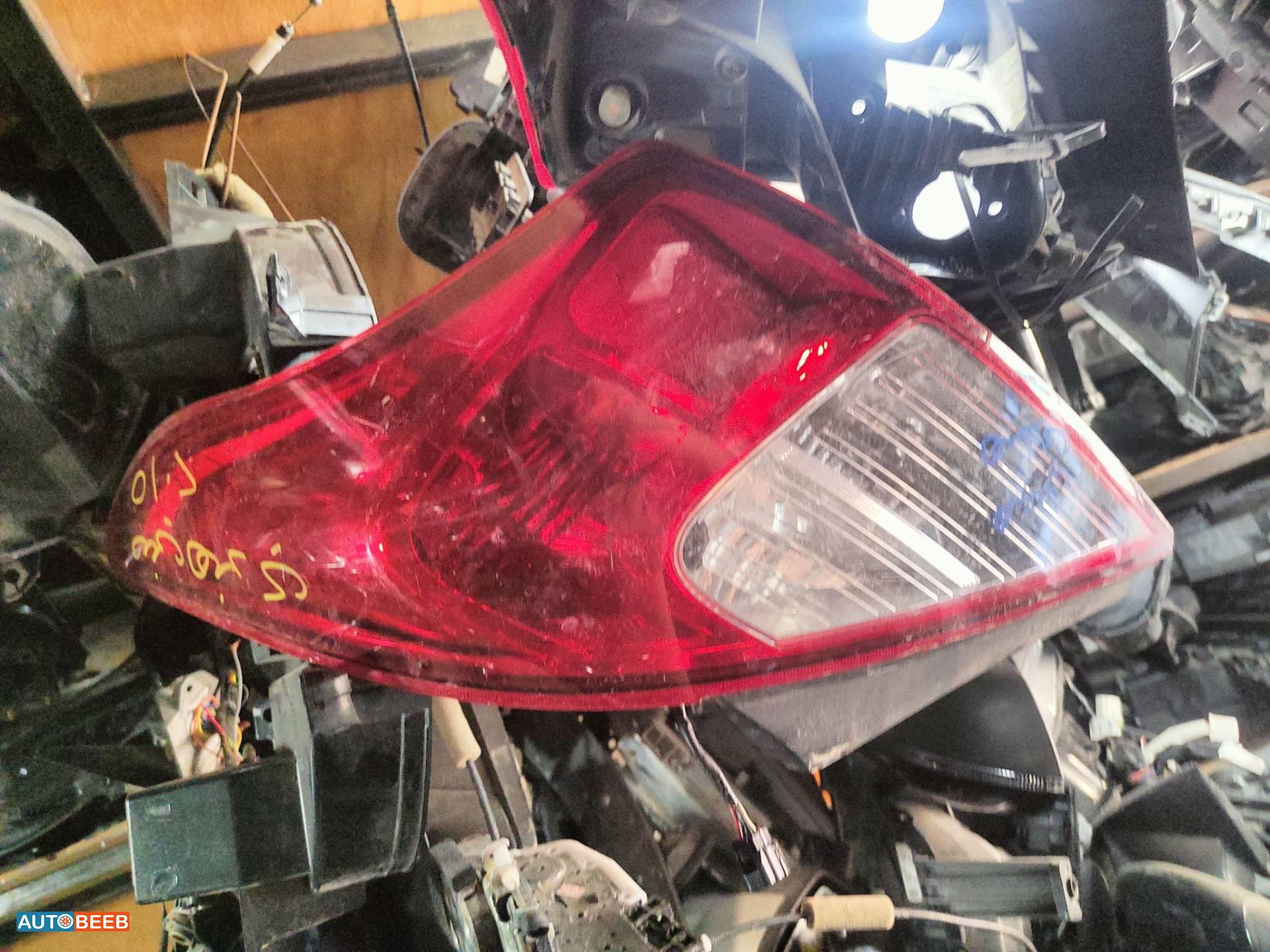 Lights Rear light Nissan Sunny