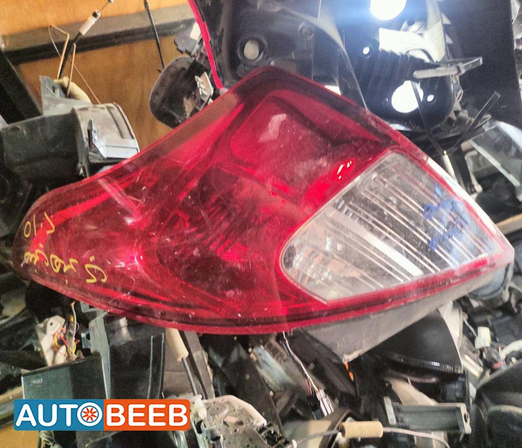 Lights Rear light Nissan Sunny