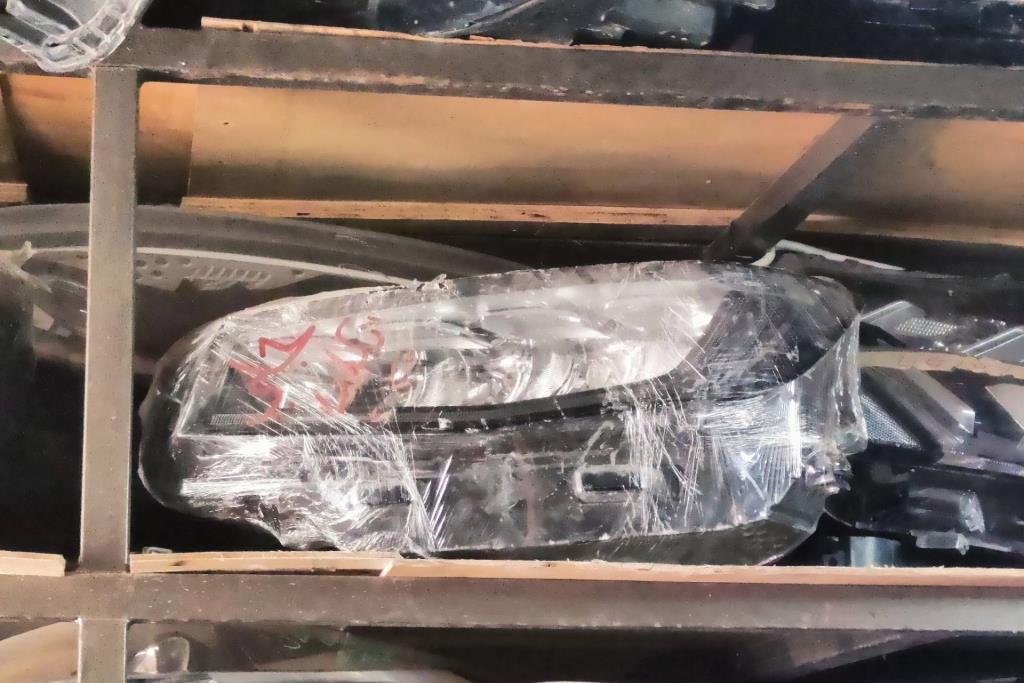 Lights Front light Geely Azkarra
