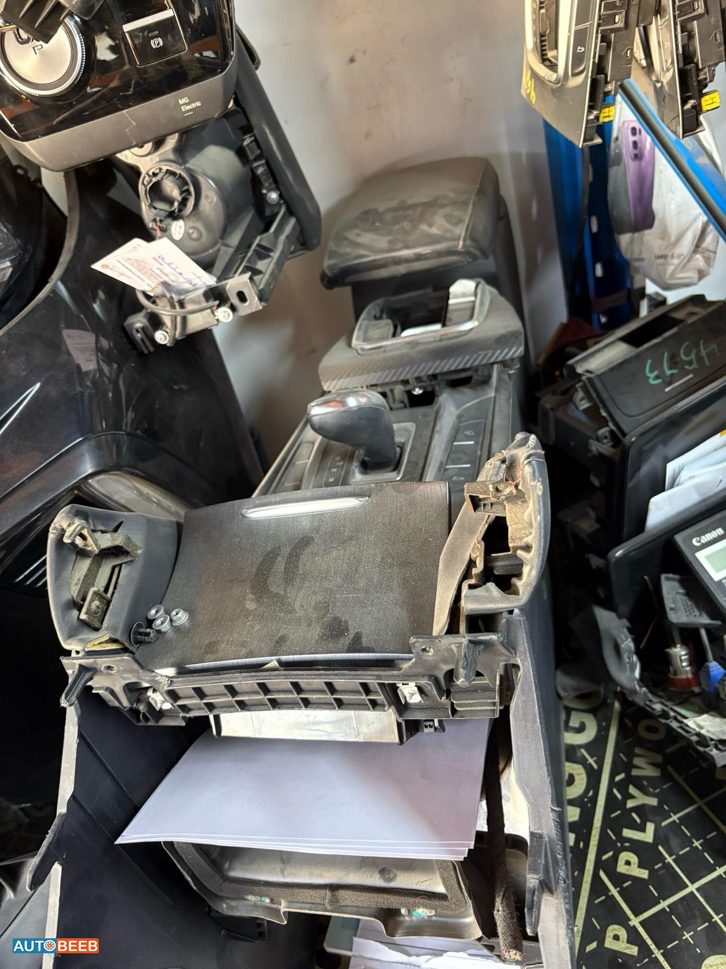 Cabin  Dashboard MG ZS