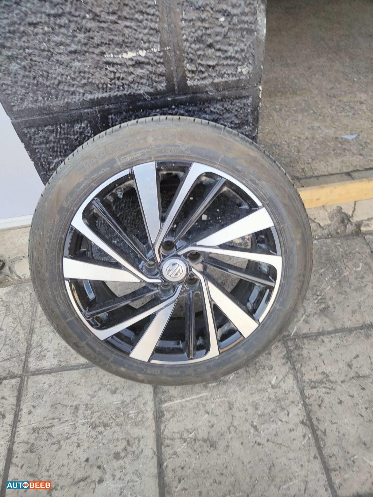 Wheel and Rims Rims MG HS