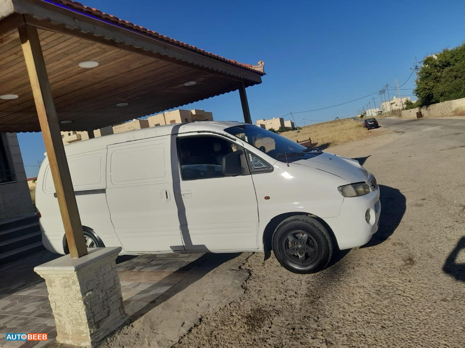 ميني فان هيونداي 2002