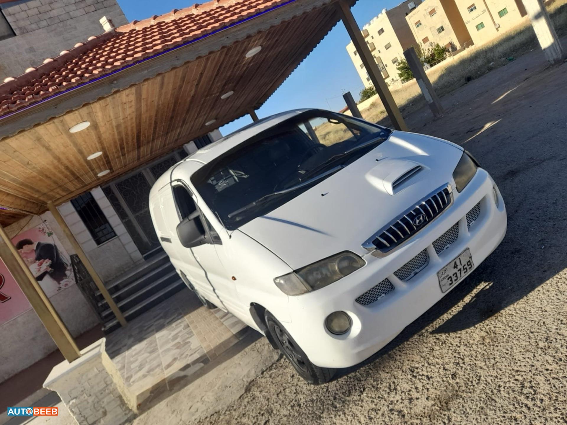 ميني فان هيونداي 2002