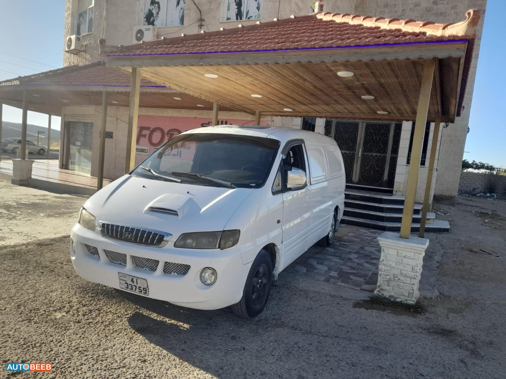 ميني فان هيونداي 2002