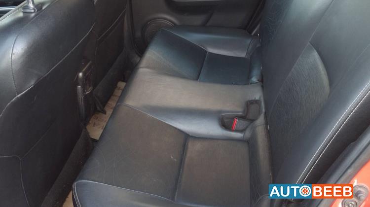 Toyota Prius 2014