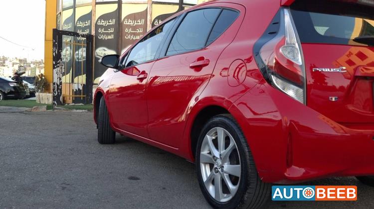 Toyota Prius 2014