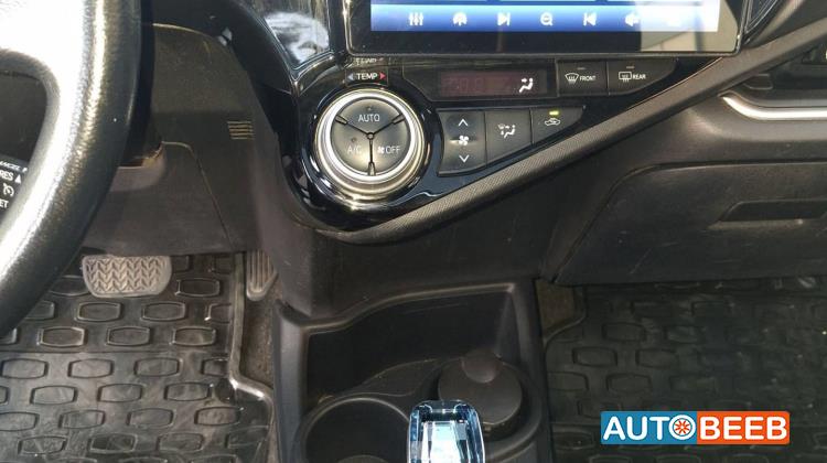 Toyota Prius 2014