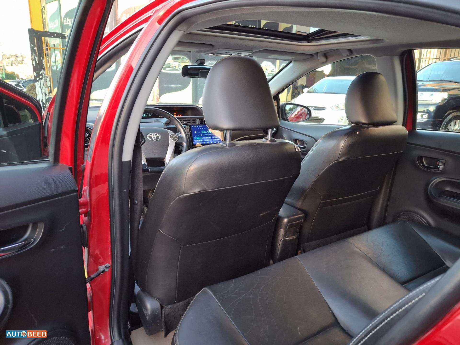 Toyota Prius 2014