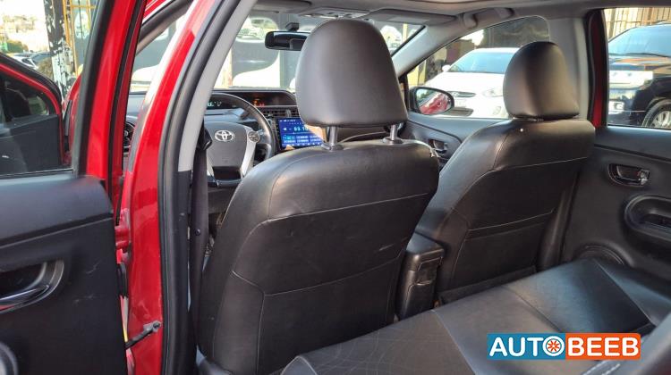 Toyota Prius 2014