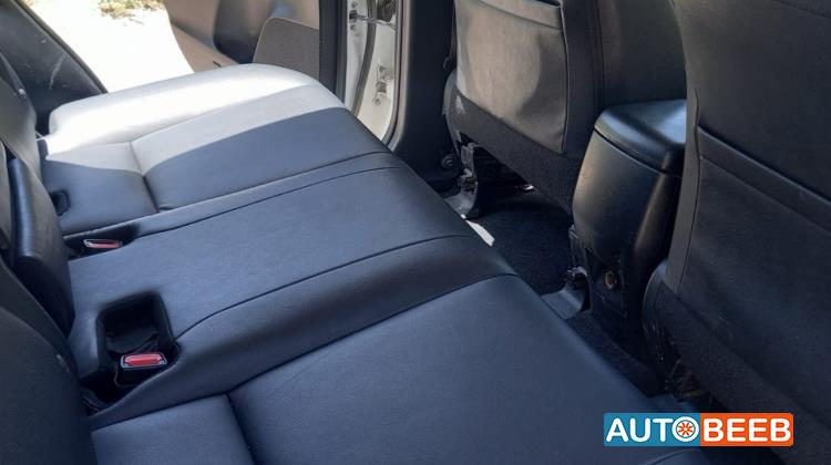 Toyota RAV4 2016