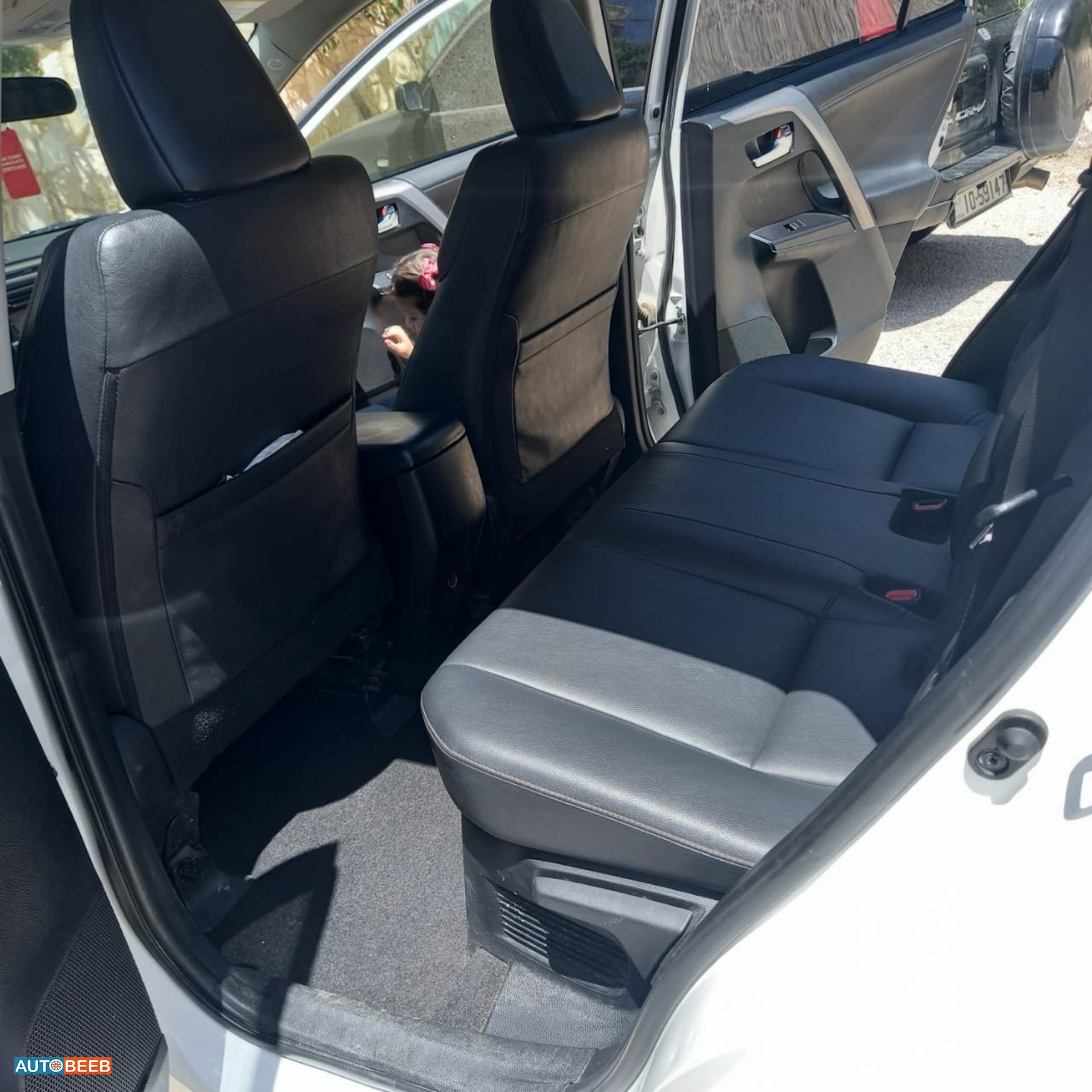 Toyota RAV4 2016