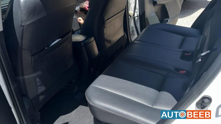 Toyota RAV4 2016