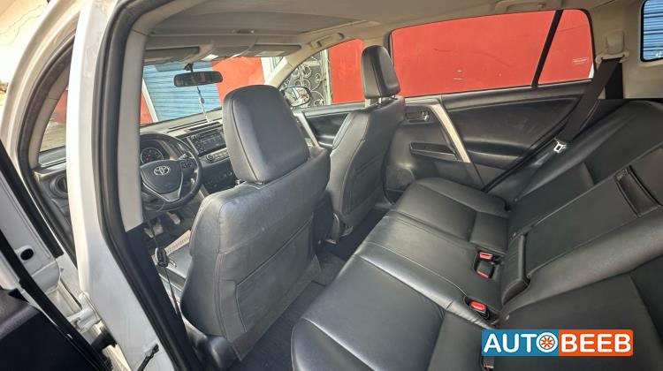 Toyota RAV4 2016