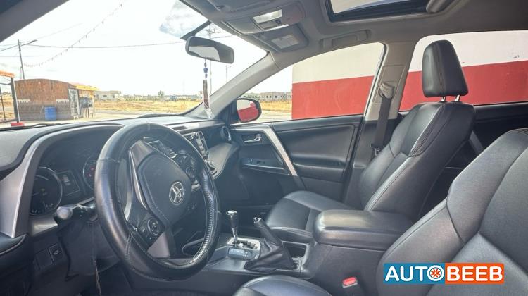 Toyota RAV4 2016