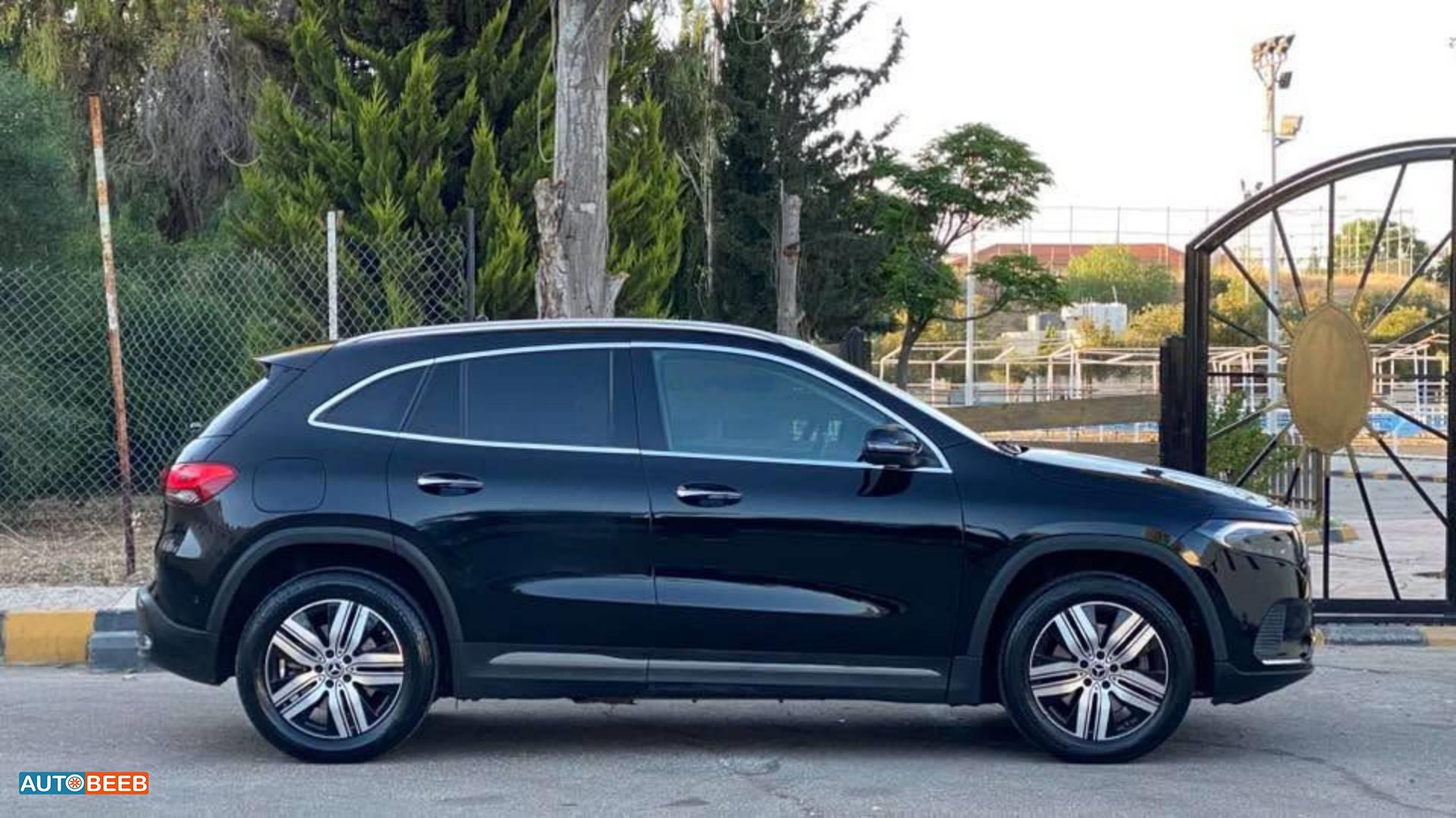 Mercedes Benz EQA250 2022