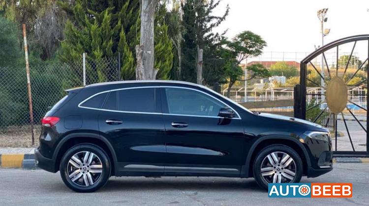 Mercedes Benz EQA250 2022