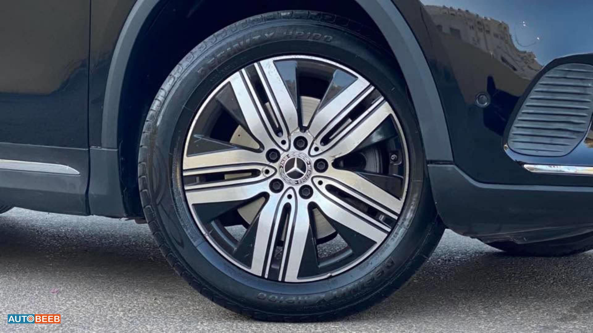 Mercedes Benz EQA250 2022