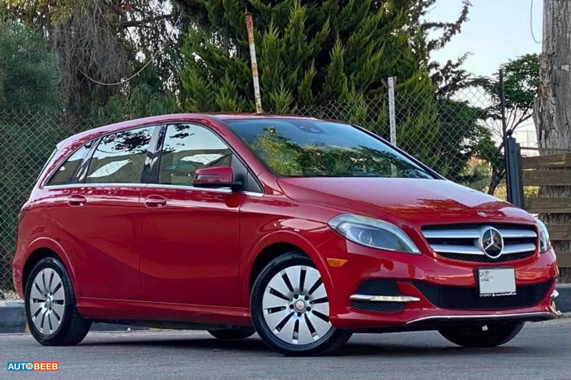 Mercedes Benz B250 2015