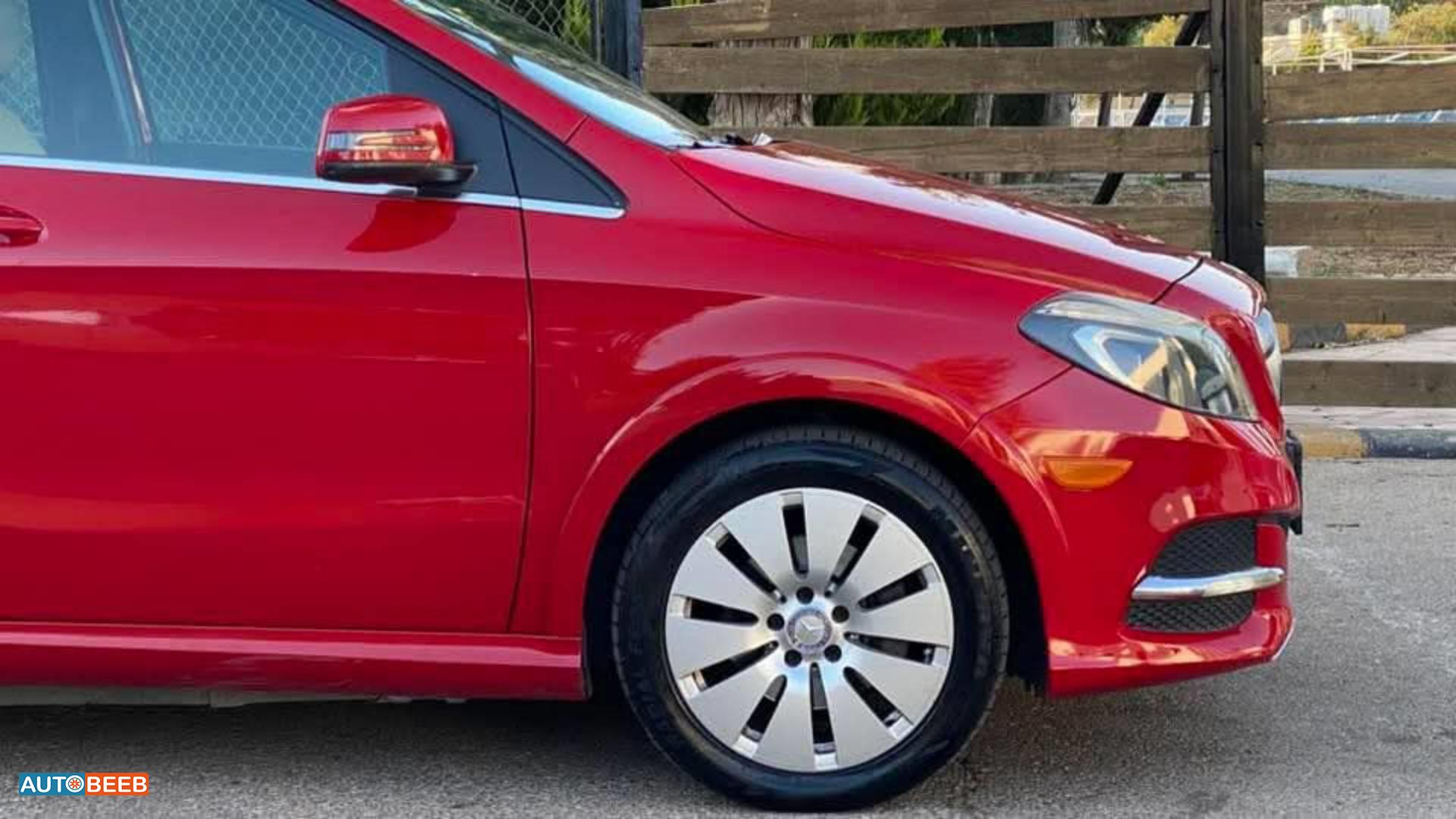 Mercedes Benz B250 2015