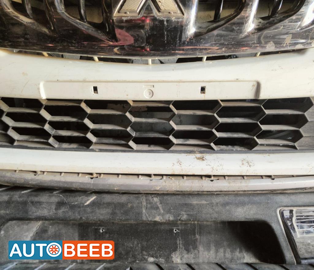 Body  Grilles Mitsubishi L200