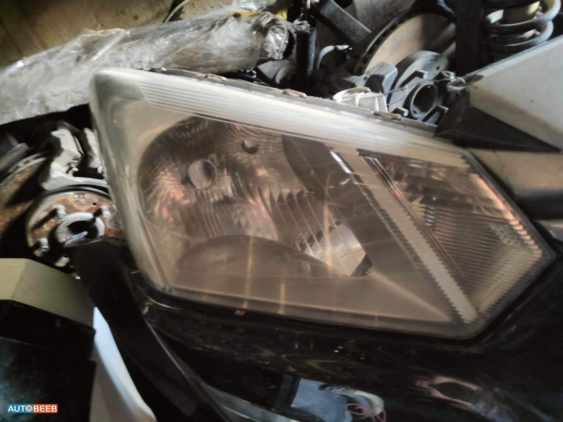 Lights Front light Isuzu D-Max