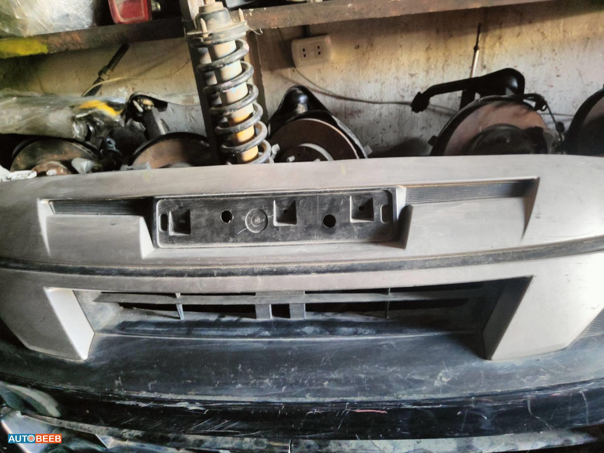 Body  Grilles Isuzu D-Max