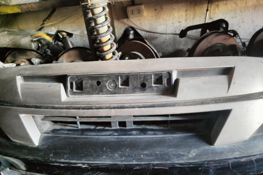Body  Grilles Isuzu D-Max