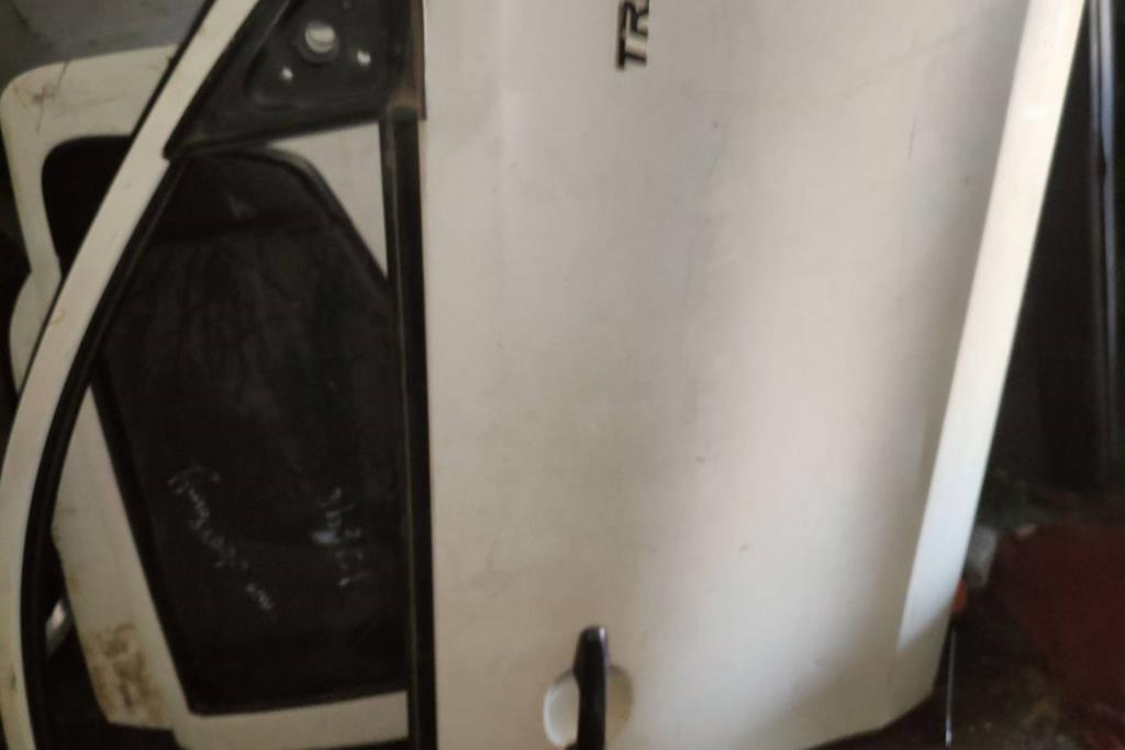 Body  Doors Mitsubishi L200