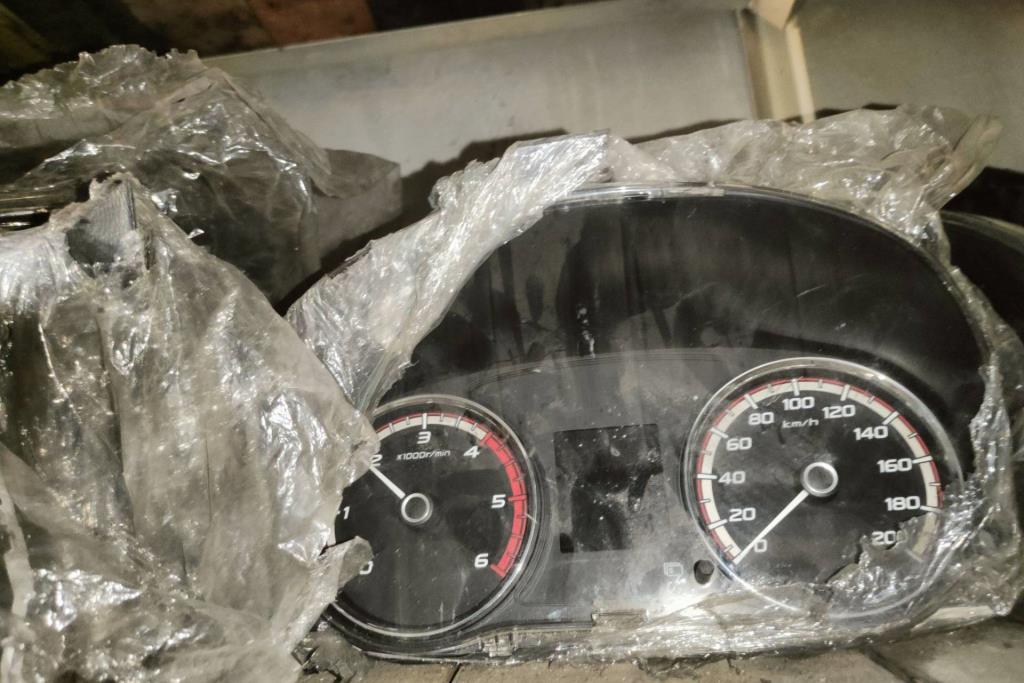 Cabin  Dashboard Mitsubishi L200