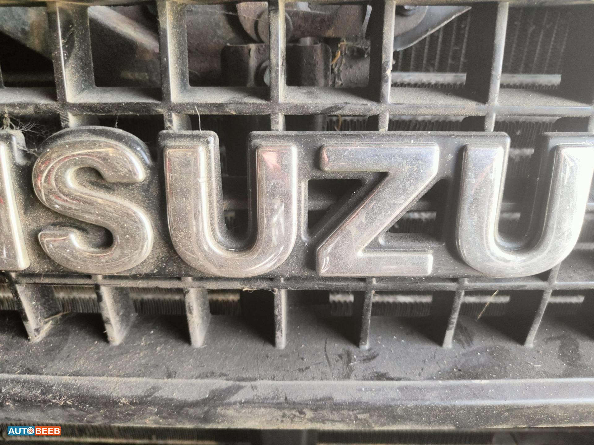 Body  Emblems Isuzu Pick Up