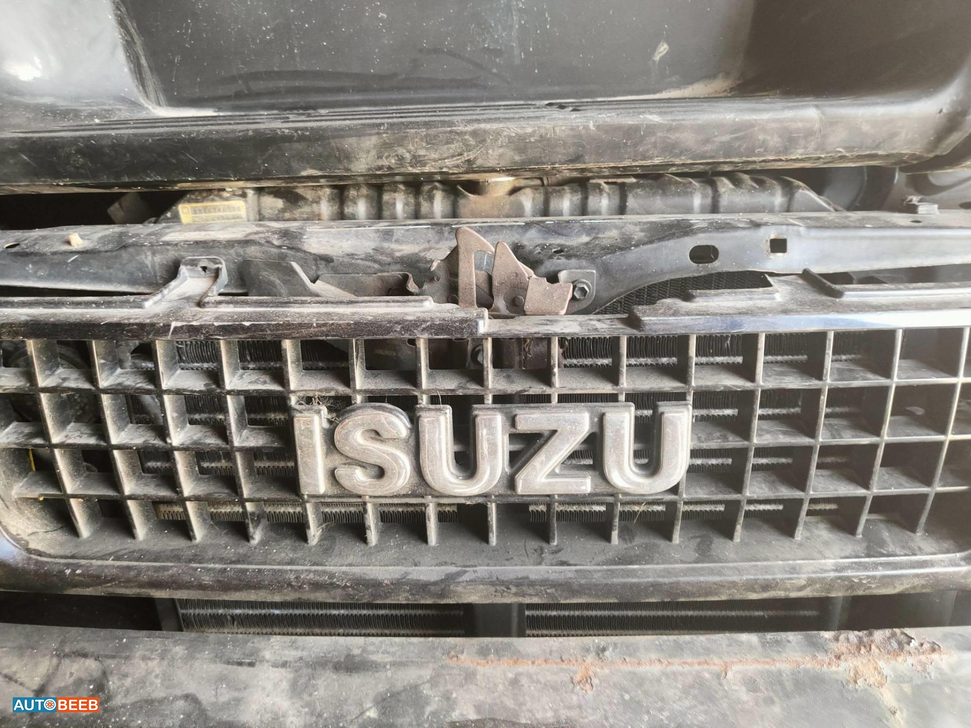 Body  Grilles Isuzu Pick Up