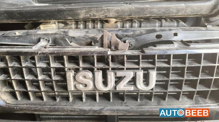 Body  Grilles Isuzu Pick Up