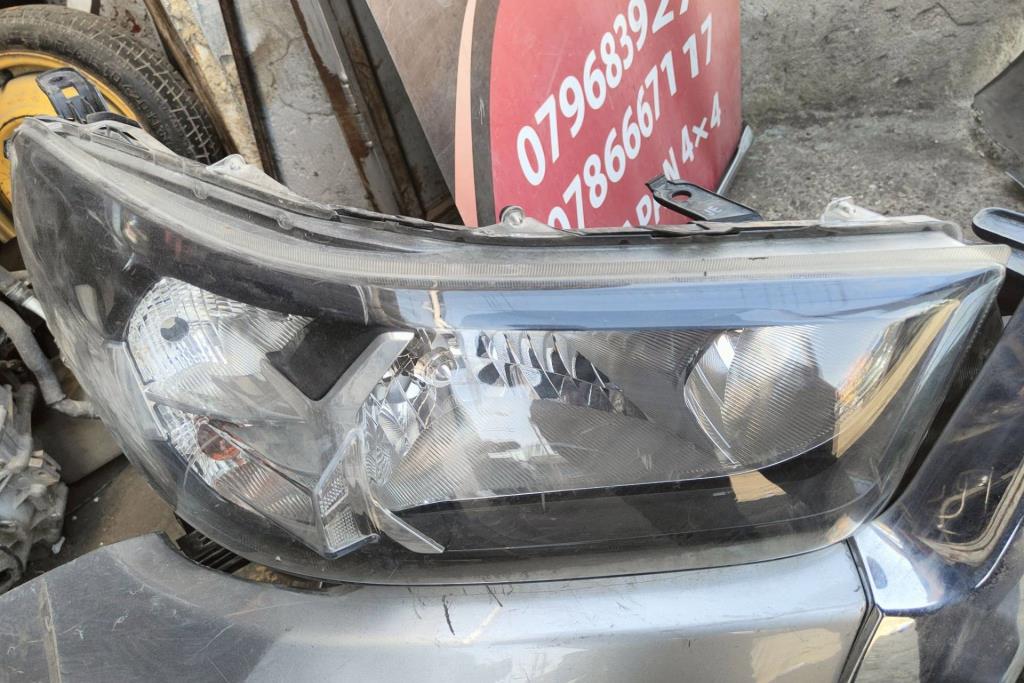 Lights Front light Toyota Hilux