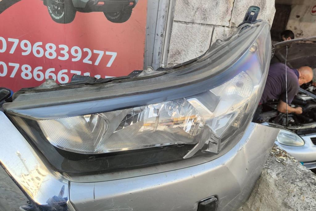 Lights Front light Toyota Hilux