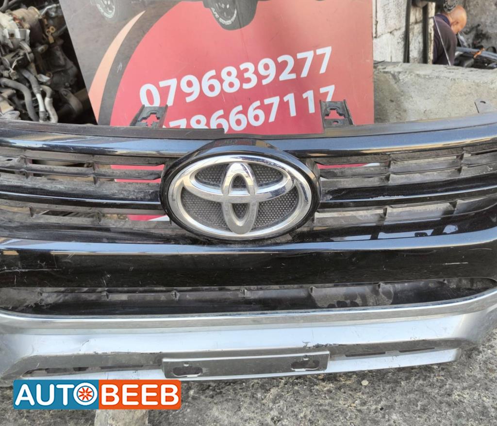 Body  Grilles Toyota Hilux