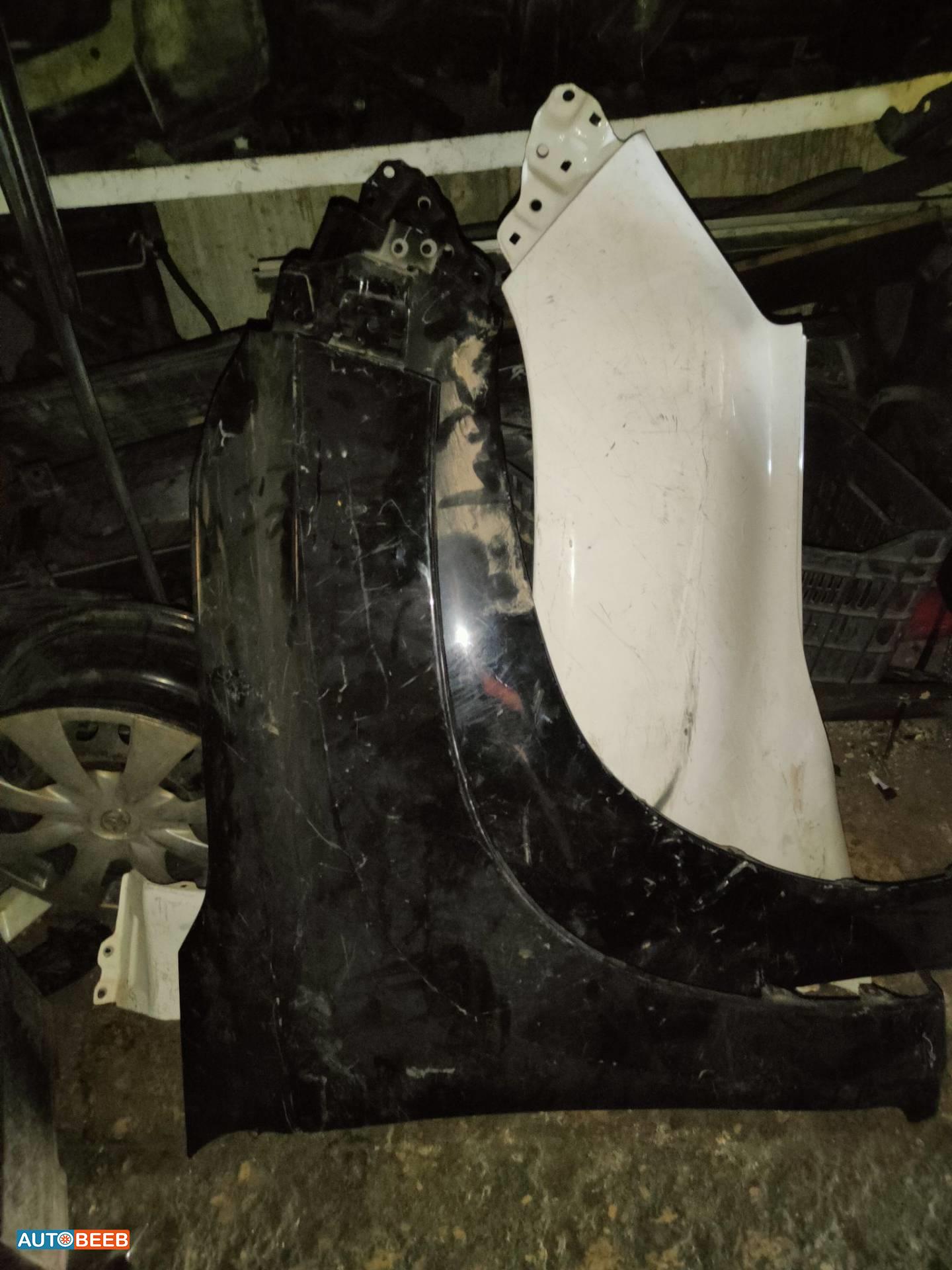 Body  Fenders  Toyota Hilux
