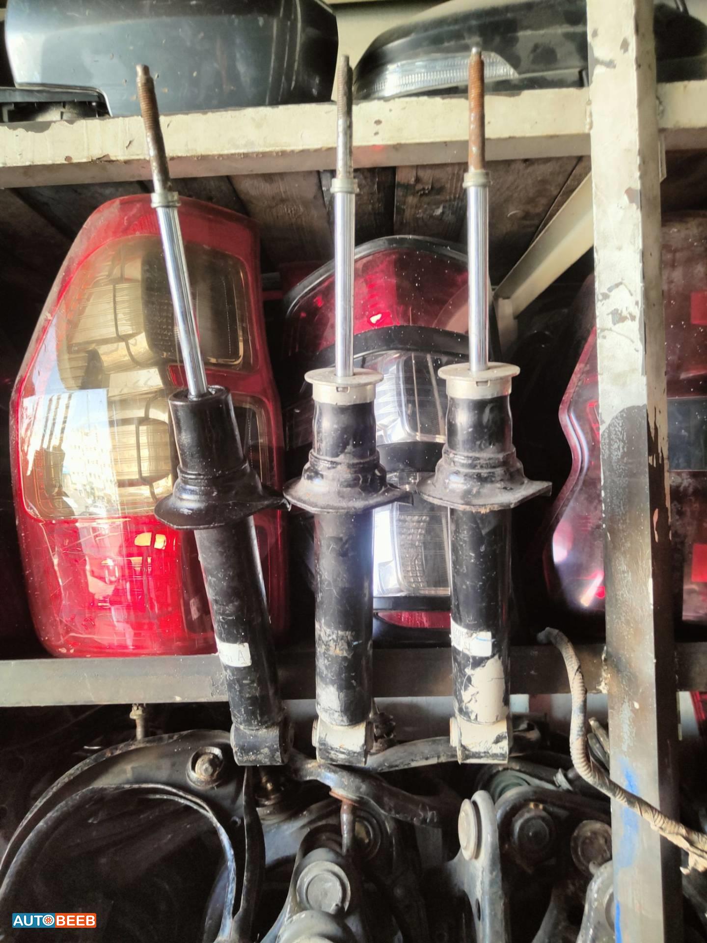  Shock Absorber Mitsubishi L200