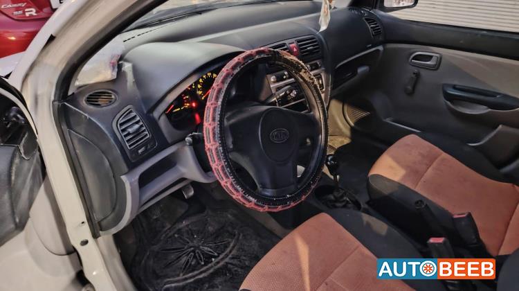 KIA  2006