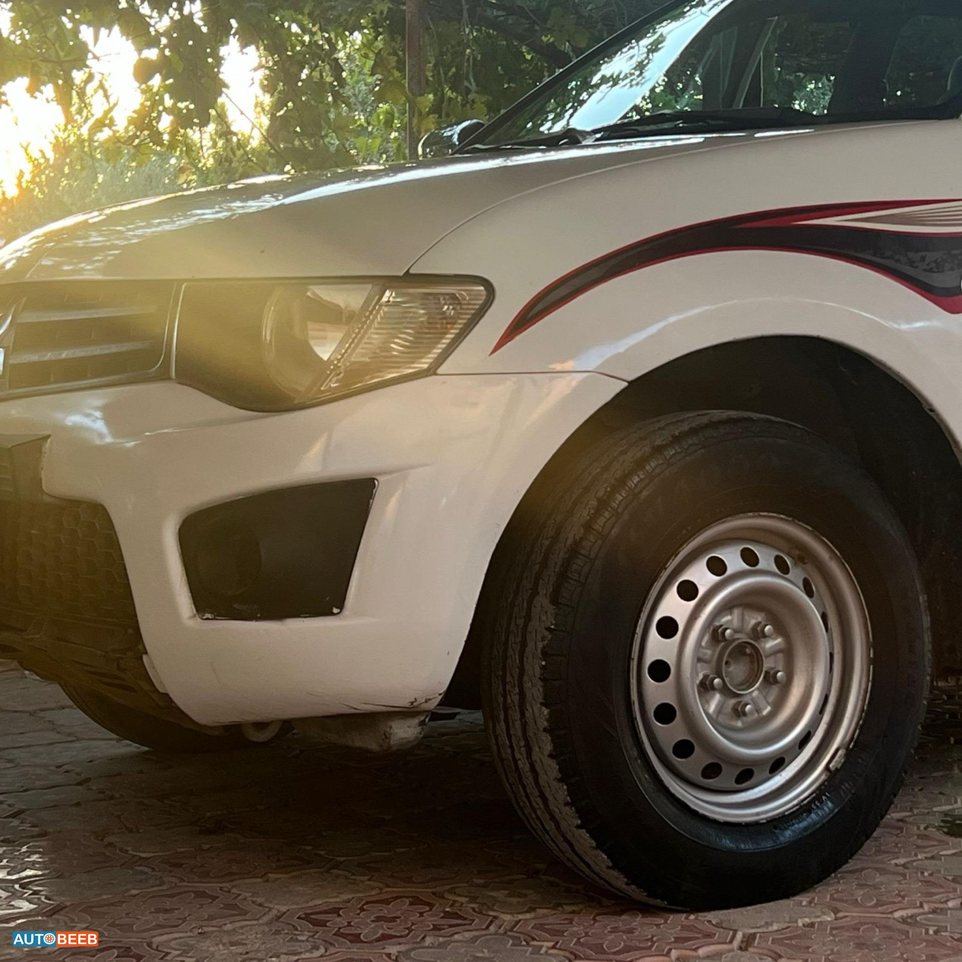 Mitsubishi L200 2014