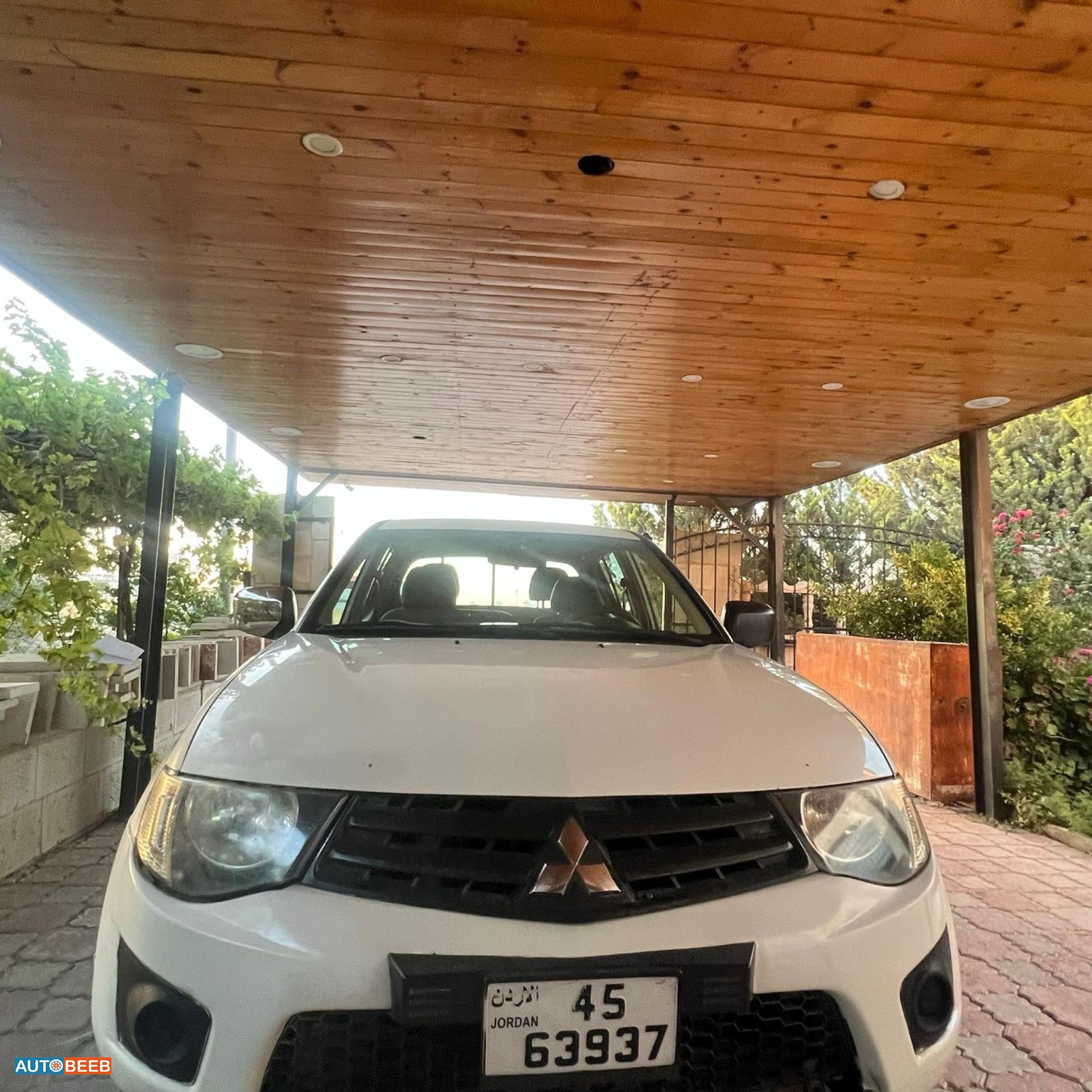 Mitsubishi L200 2014