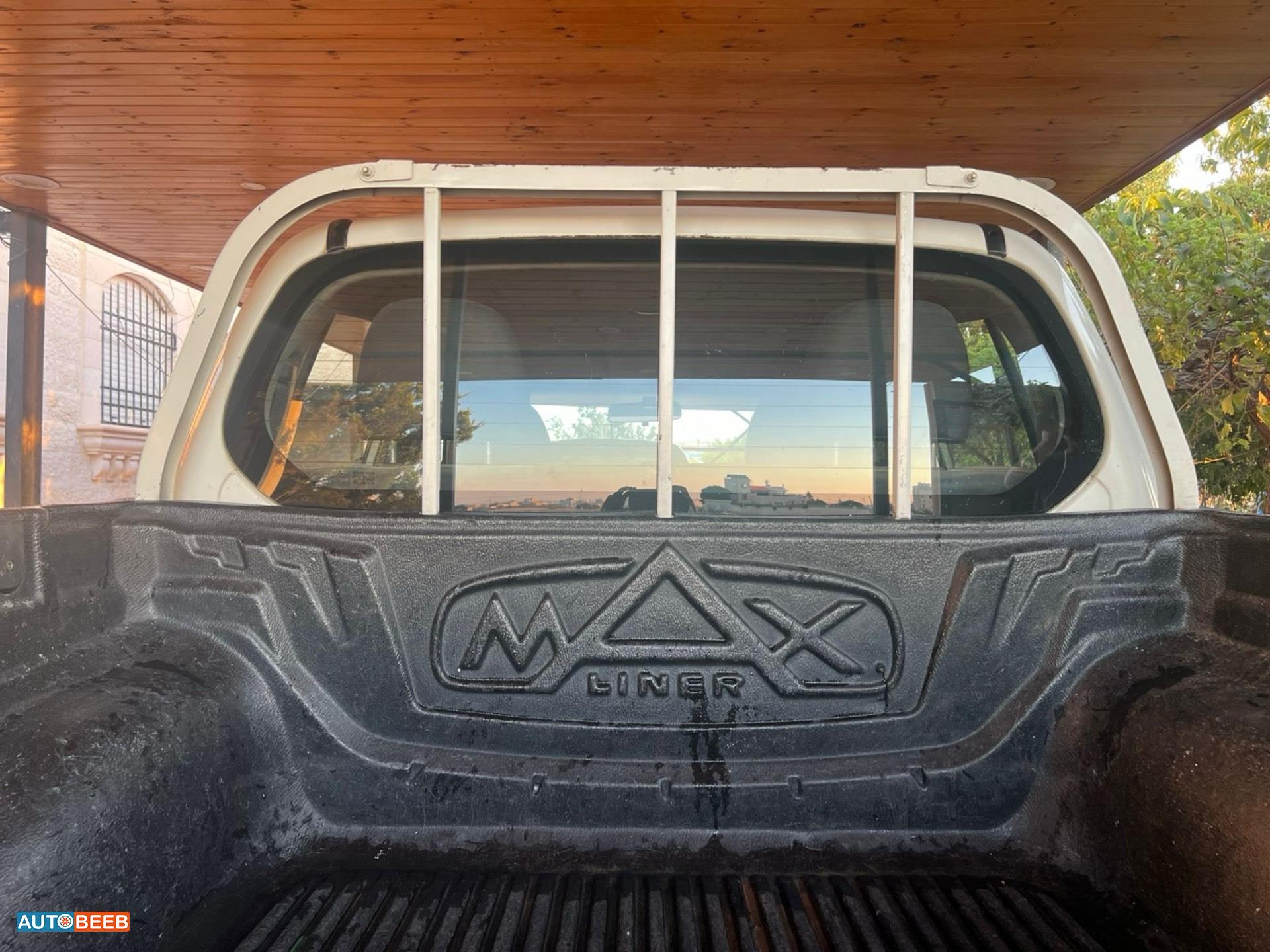 Mitsubishi L200 2014