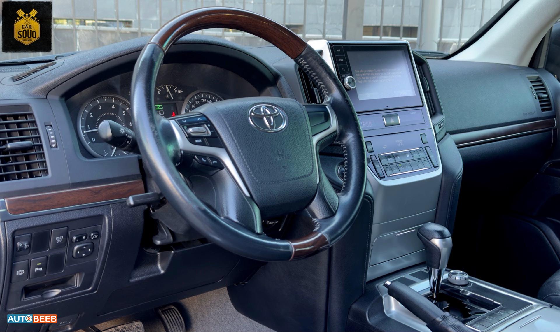 Toyota Land Cruiser 2016