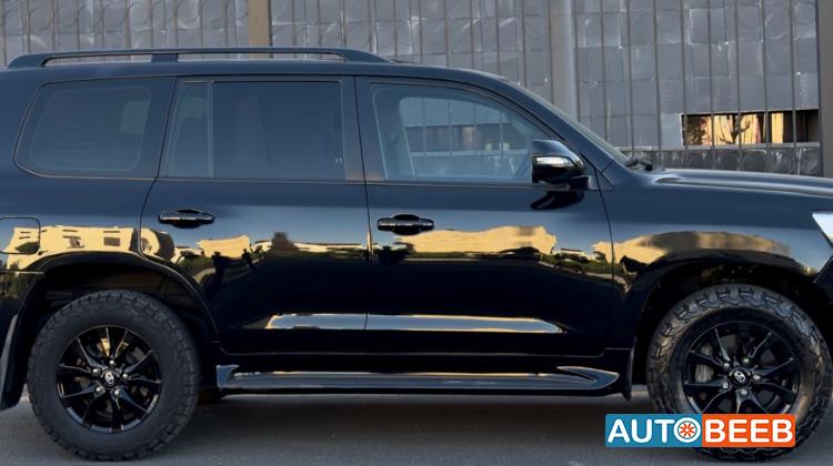 Toyota Land Cruiser 2016