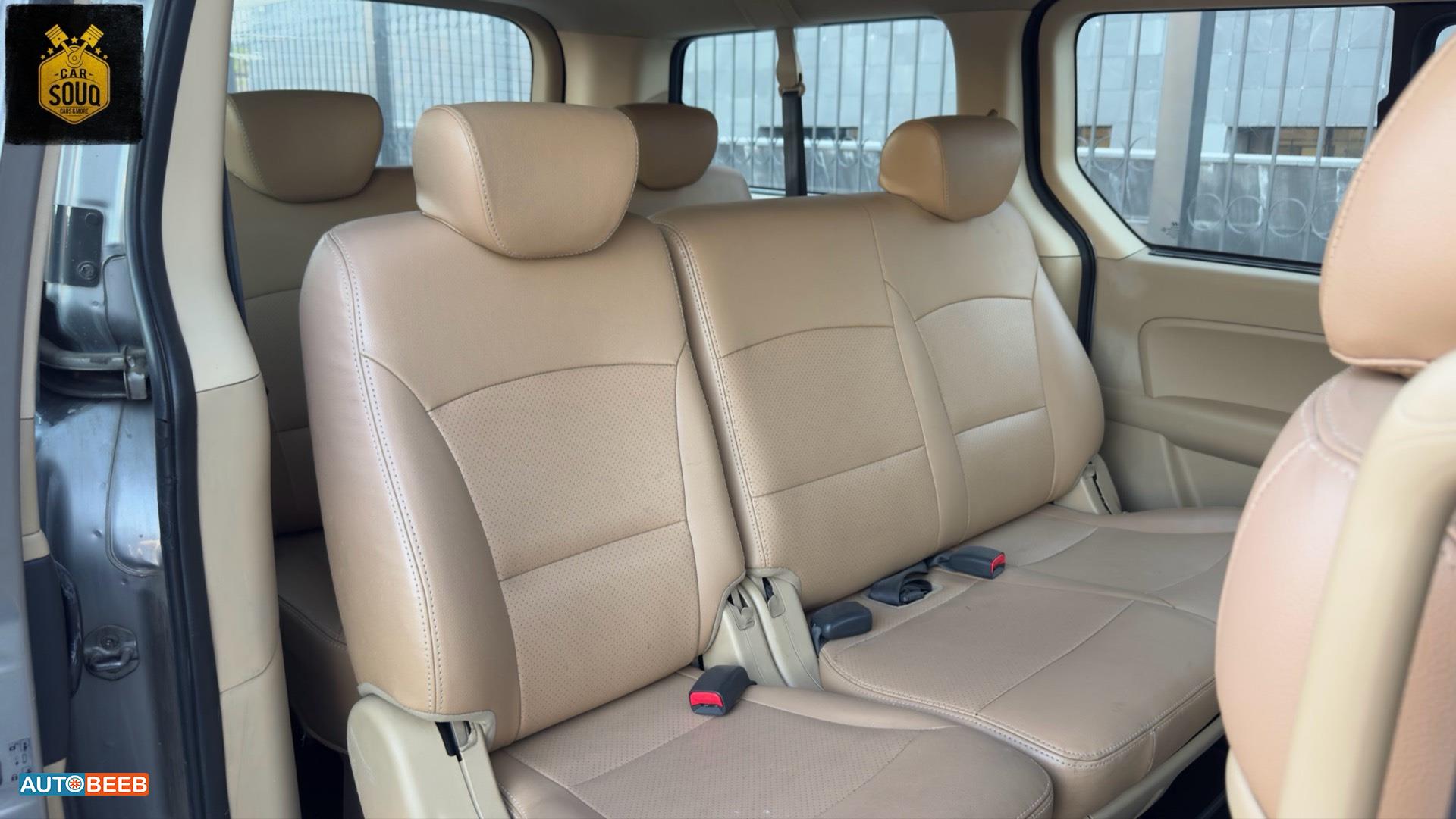 Hyundai H1 2018