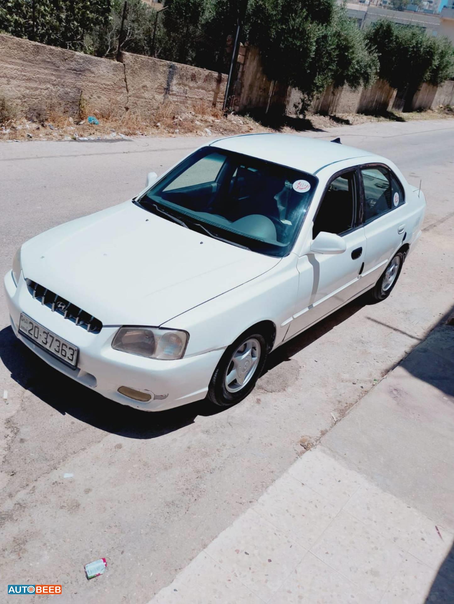 هيونداي فيرنا 1999