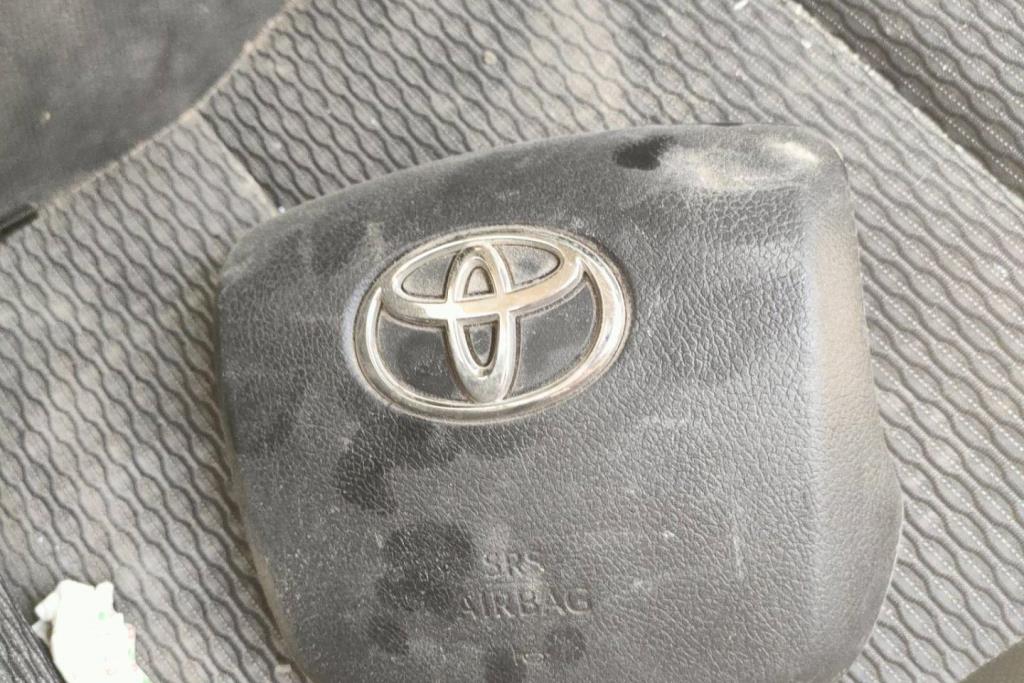 Cabin  Steering Wheel Toyota Hilux