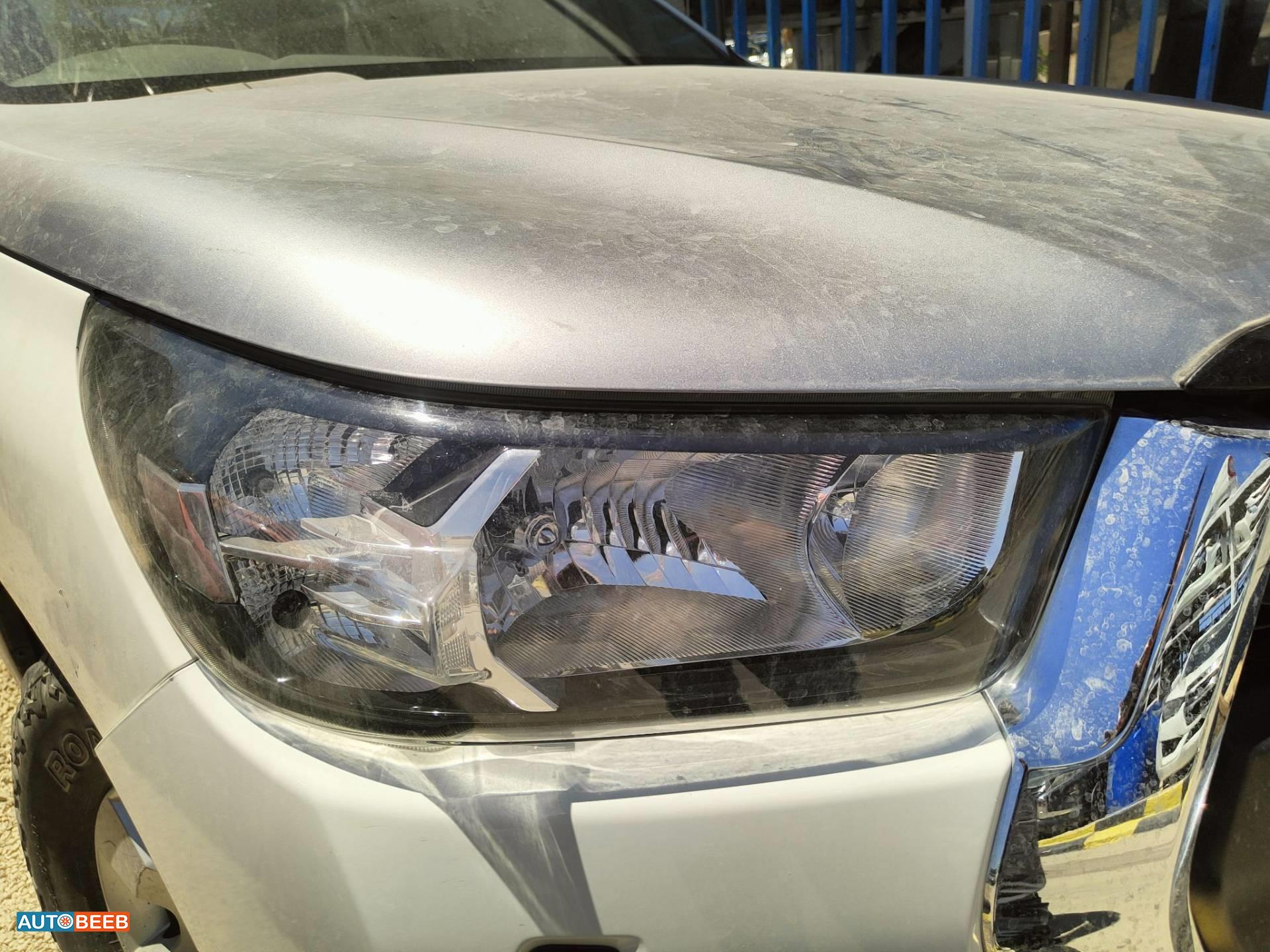 Lights Front light Toyota Hilux